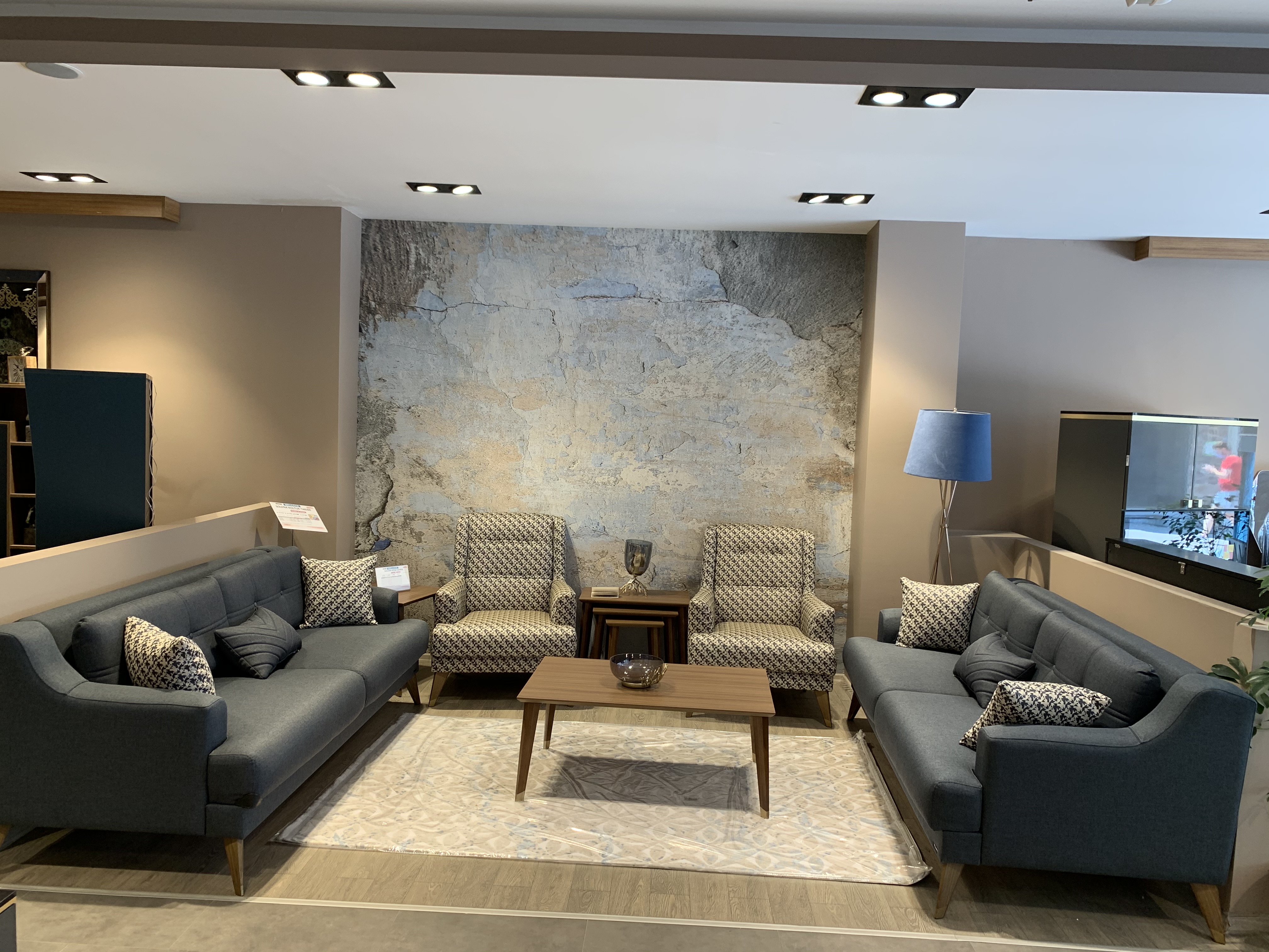 Öndaşlar / Bellona