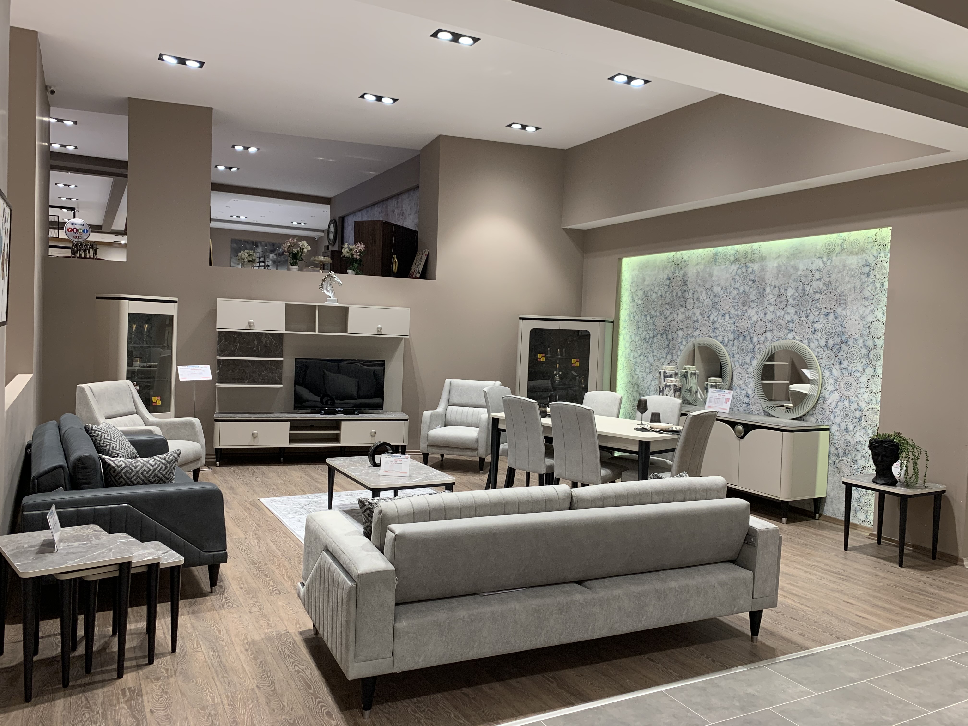 Öndaşlar / Bellona